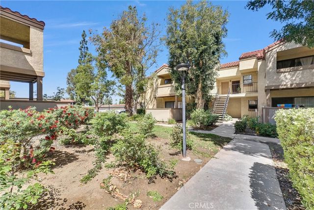 1136 W Blaine Street 203, Riverside, CA 92507