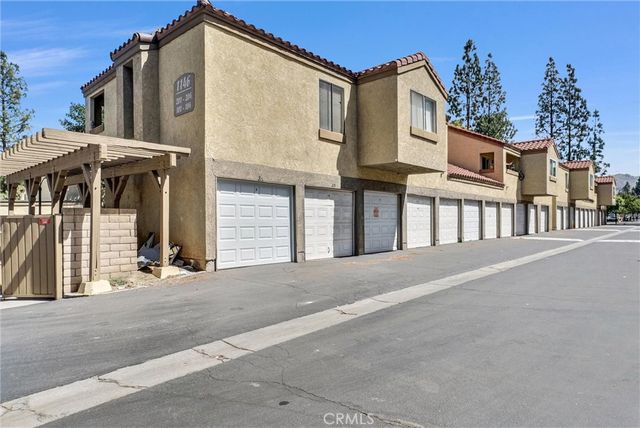 1136 W Blaine Street 203, Riverside, CA 92507