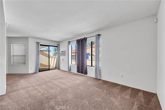 1136 W Blaine Street 203, Riverside, CA 92507