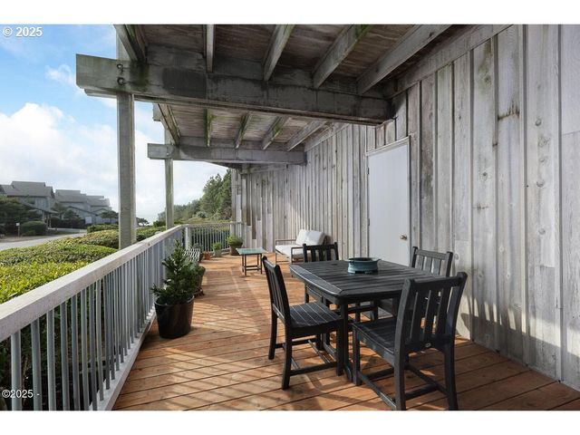 4175 N HIGHWAY 101 A-1, Depoe Bay, OR 97341