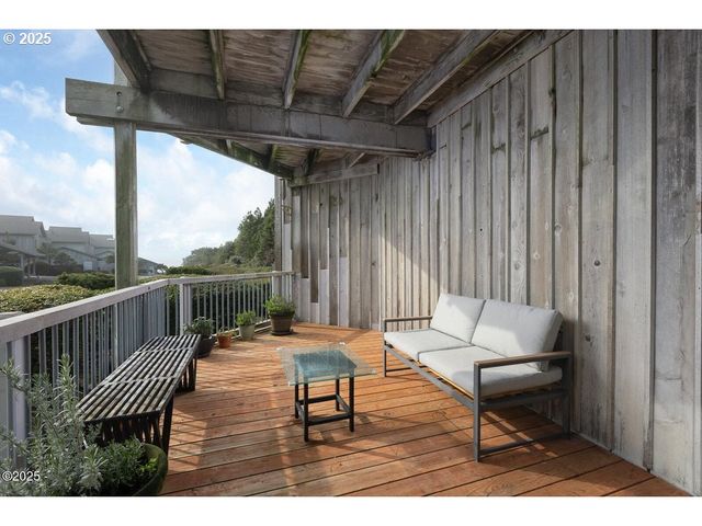 4175 N HIGHWAY 101 A-1, Depoe Bay, OR 97341