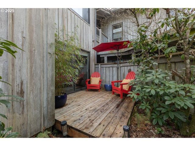 4175 N HIGHWAY 101 A-1, Depoe Bay, OR 97341