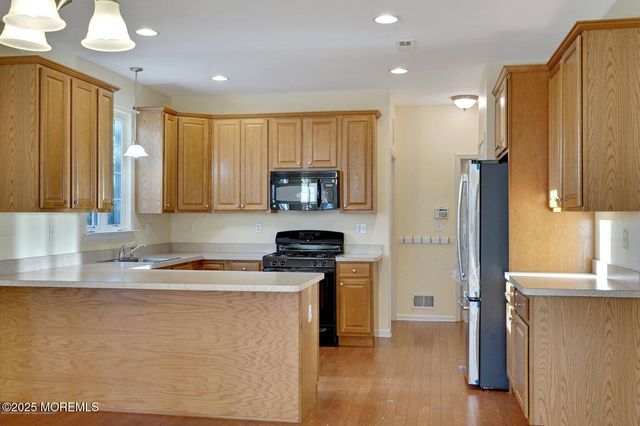 37 Imperial Place N, Jackson, NJ 08527