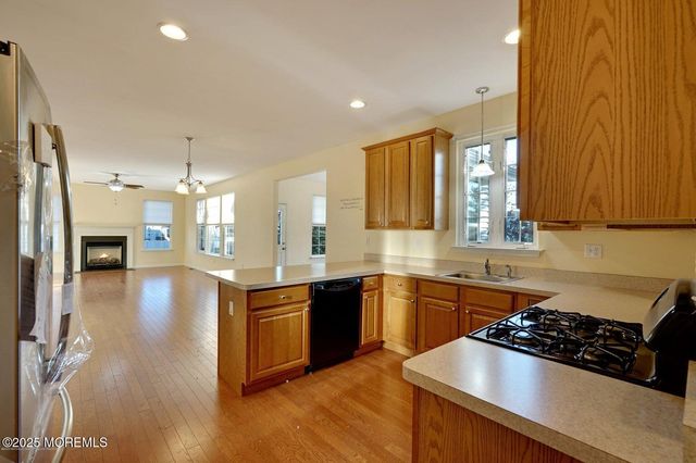 37 Imperial Place N, Jackson, NJ 08527