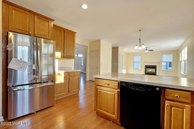 37 Imperial Place N, Jackson, NJ 08527