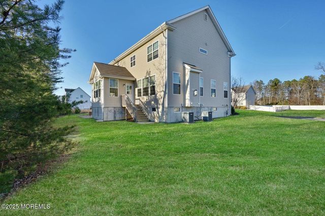 37 Imperial Place N, Jackson, NJ 08527