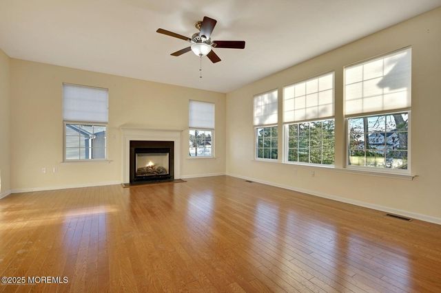 37 Imperial Place N, Jackson, NJ 08527