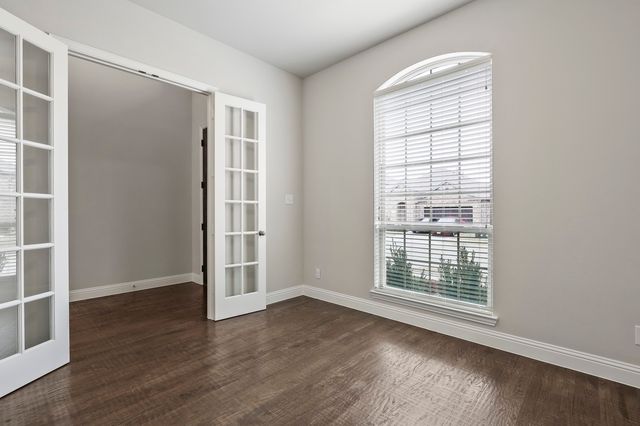 4333 FALCON Lane, Carrollton, TX 75010