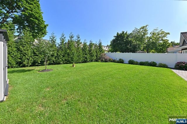 39-37 Sycamore Drive, Fair Lawn, NJ 07410