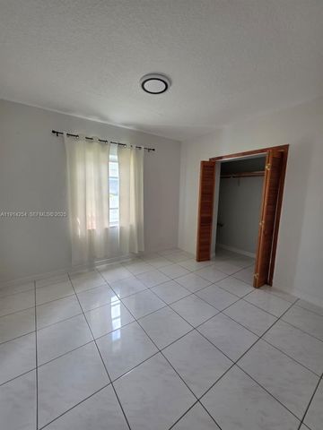 2970 SW 17th St, Miami, FL 33145