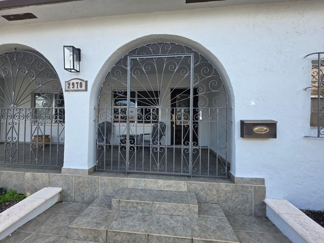 2970 SW 17th St, Miami, FL 33145