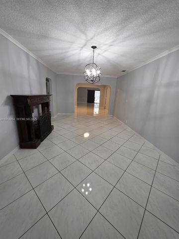 2970 SW 17th St, Miami, FL 33145