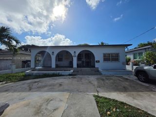 2970 SW 17th St, Miami, FL 33145