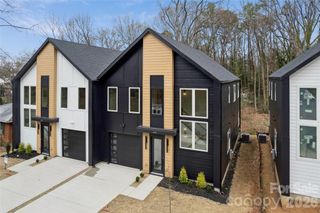 2416 Crestview Drive, Charlotte, NC 28216