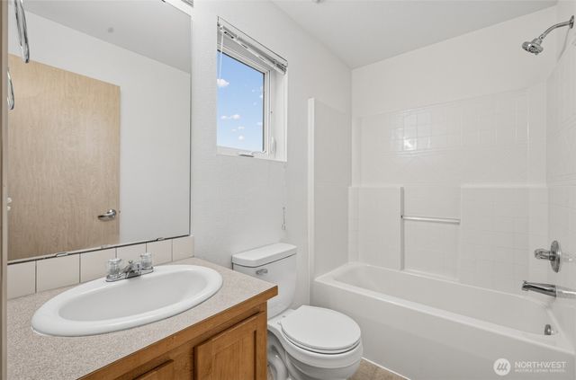 10129 19th Avenue S, Tacoma, WA 98444