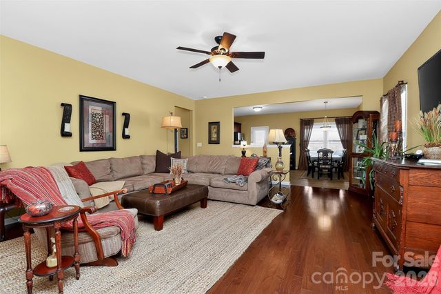 3217 Thorpe Lane, Clover, SC 29710