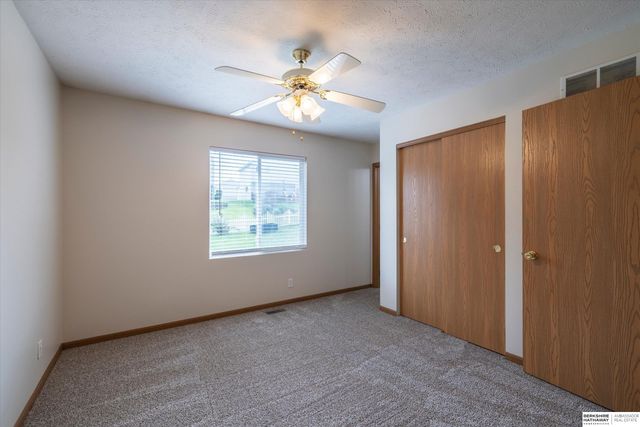 6607 N 79th Street, Omaha, NE 68122