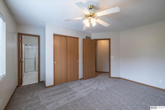 6607 N 79th Street, Omaha, NE 68122