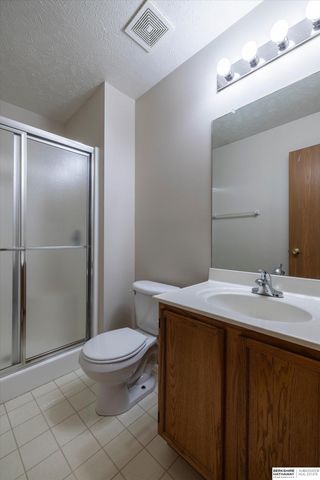 6607 N 79th Street, Omaha, NE 68122