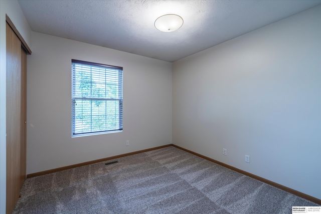 6607 N 79th Street, Omaha, NE 68122
