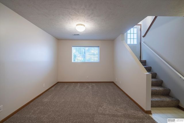 6607 N 79th Street, Omaha, NE 68122