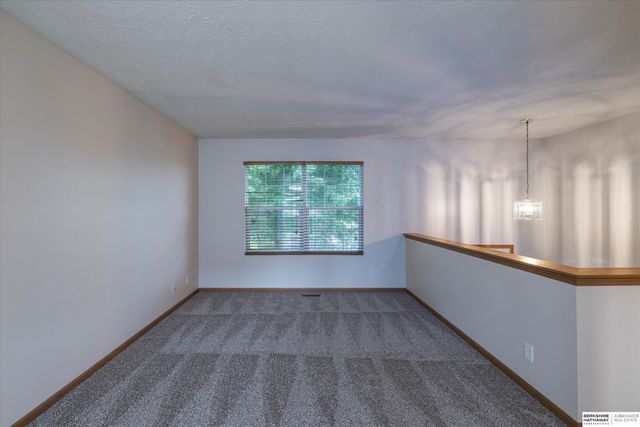 6607 N 79th Street, Omaha, NE 68122