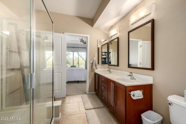 525 W LAKESIDE Drive W 125, Tempe, AZ 85281