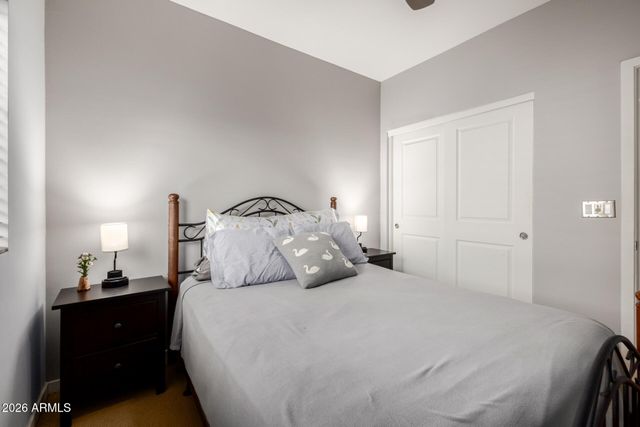 525 W LAKESIDE Drive W 125, Tempe, AZ 85281