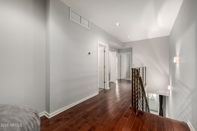 525 W LAKESIDE Drive W 125, Tempe, AZ 85281