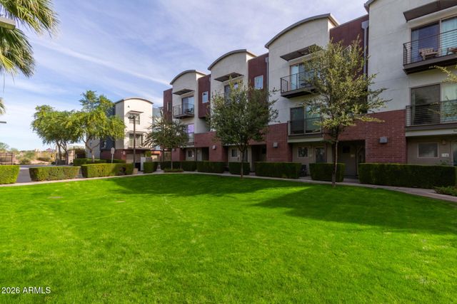 525 W LAKESIDE Drive W 125, Tempe, AZ 85281