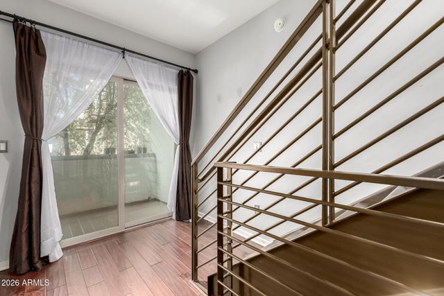 525 W LAKESIDE Drive W 125, Tempe, AZ 85281