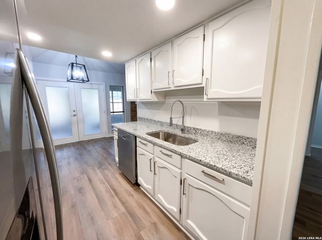 8911 Rich Trace, San Antonio, TX 78251