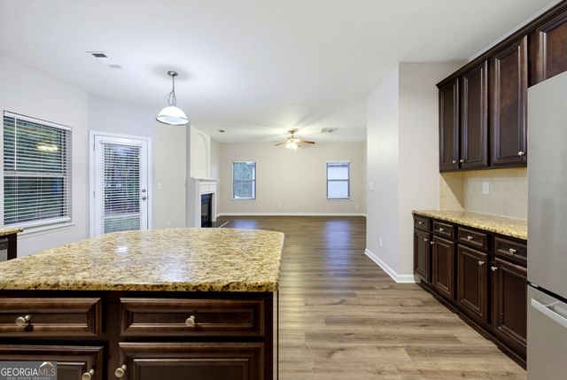 5010 Tower View Trail, Snellville, GA 30039