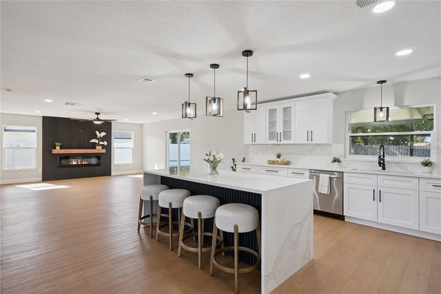 8258 TANSY DRIVE, Orlando, FL 32819