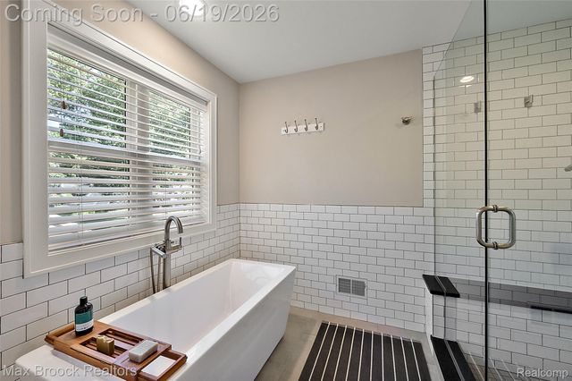 622 Fairbrook Street, Northville, MI 48167