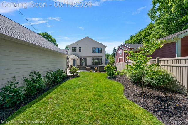 622 Fairbrook Street, Northville, MI 48167