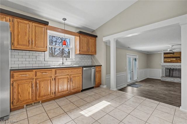 380 Sturbridge Drive, Medina, OH 44256