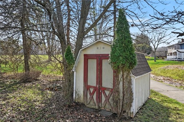 380 Sturbridge Drive, Medina, OH 44256