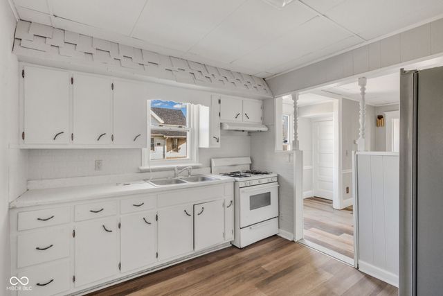 1608 Indiana Avenue, New Castle, IN 47362