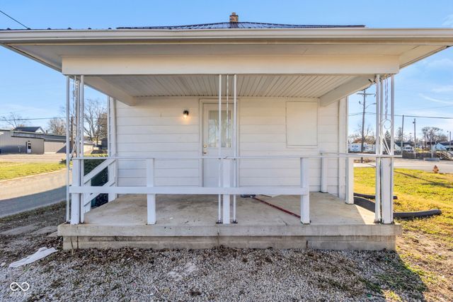 1608 Indiana Avenue, New Castle, IN 47362