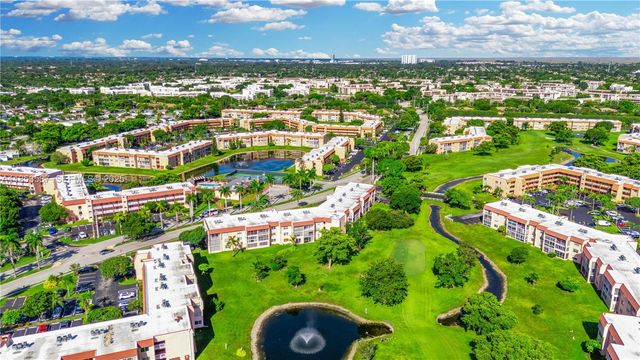 9461 Sunrise Lakes Boulevard 207, Sunrise, FL 33322
