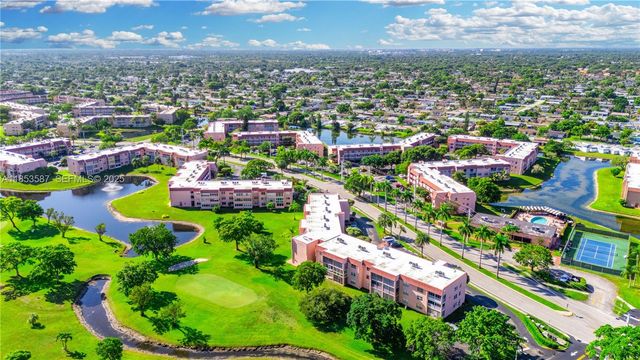9461 Sunrise Lakes Boulevard 207, Sunrise, FL 33322