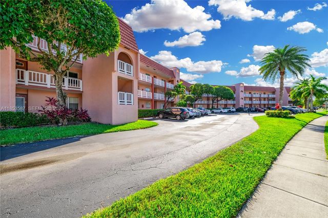 9461 Sunrise Lakes Boulevard 207, Sunrise, FL 33322