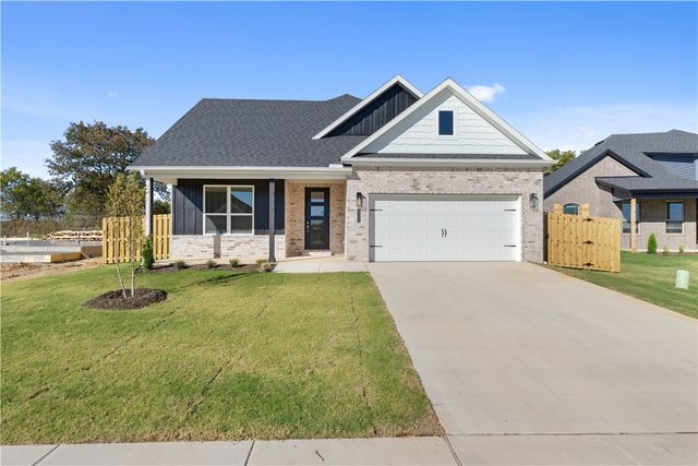 2124 Porter Street, Pea Ridge, AR 72751