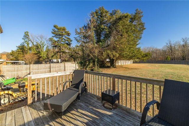 1112 Heathwood Drive, Randleman, NC 27317