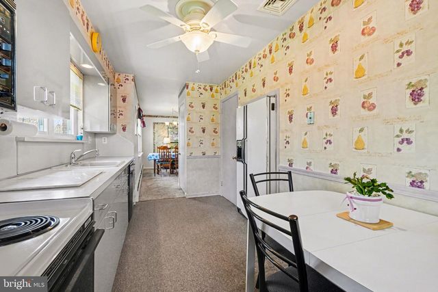 3870 DAWN MAR ST, Harrisburg, PA 17111