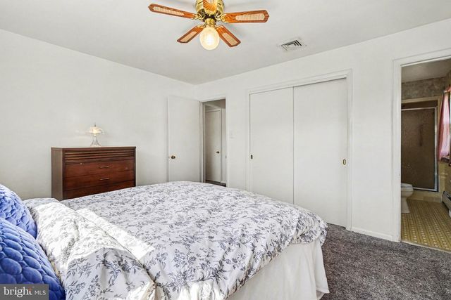 3870 DAWN MAR ST, Harrisburg, PA 17111