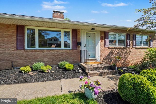 3870 DAWN MAR ST, Harrisburg, PA 17111