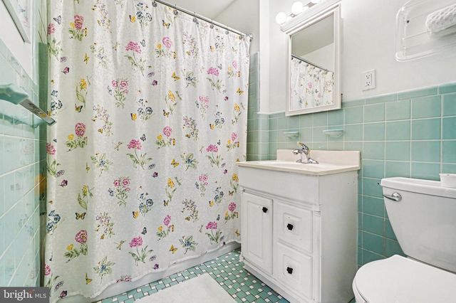 3870 DAWN MAR ST, Harrisburg, PA 17111