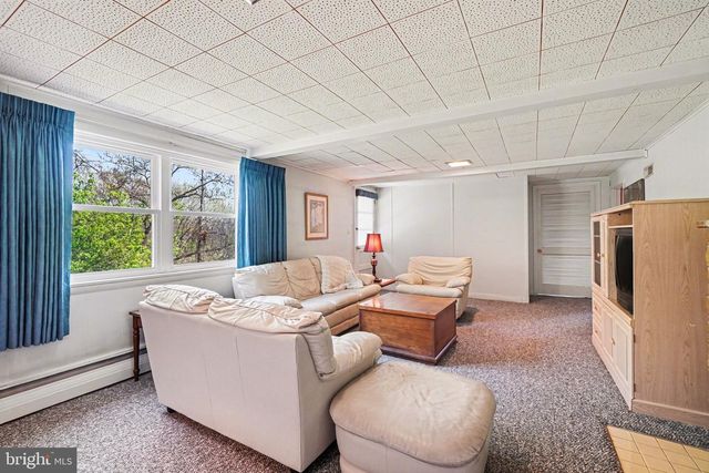 3870 DAWN MAR ST, Harrisburg, PA 17111